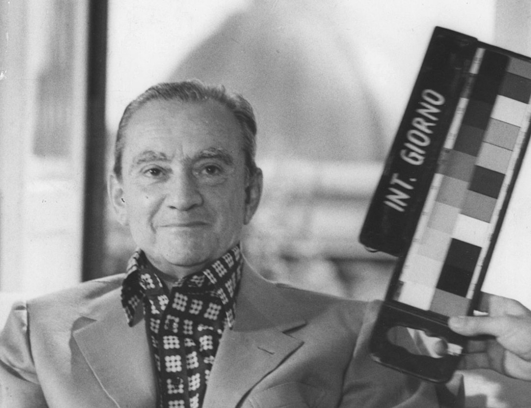 Luchino Visconti sul set di Gruppo di famiglia in un interno